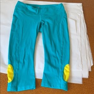 Splits 59 knee/ Capri length tights pants  S